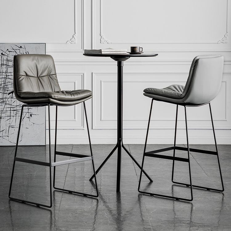 Scandinavian Low Back Coffee Shop Matte Finish Upholstered Bar Stools