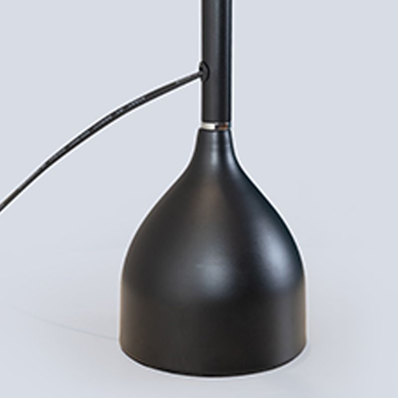 Lampadaire de forme linéaire de style moderne Métal lampadaire à un sol léger simple