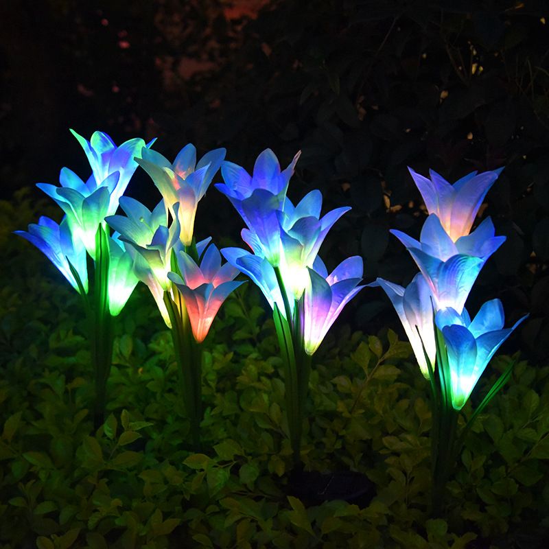 Decorative Artificial Lily Bouquet Solar Ground Lighting Plastic Garden LED Landscape Light, 2 Pcs