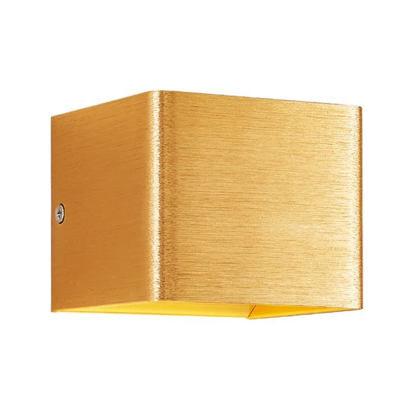 Simple Wall Mount Light Modern LED Wall Sconce Light with Metal Shade for Bedroom