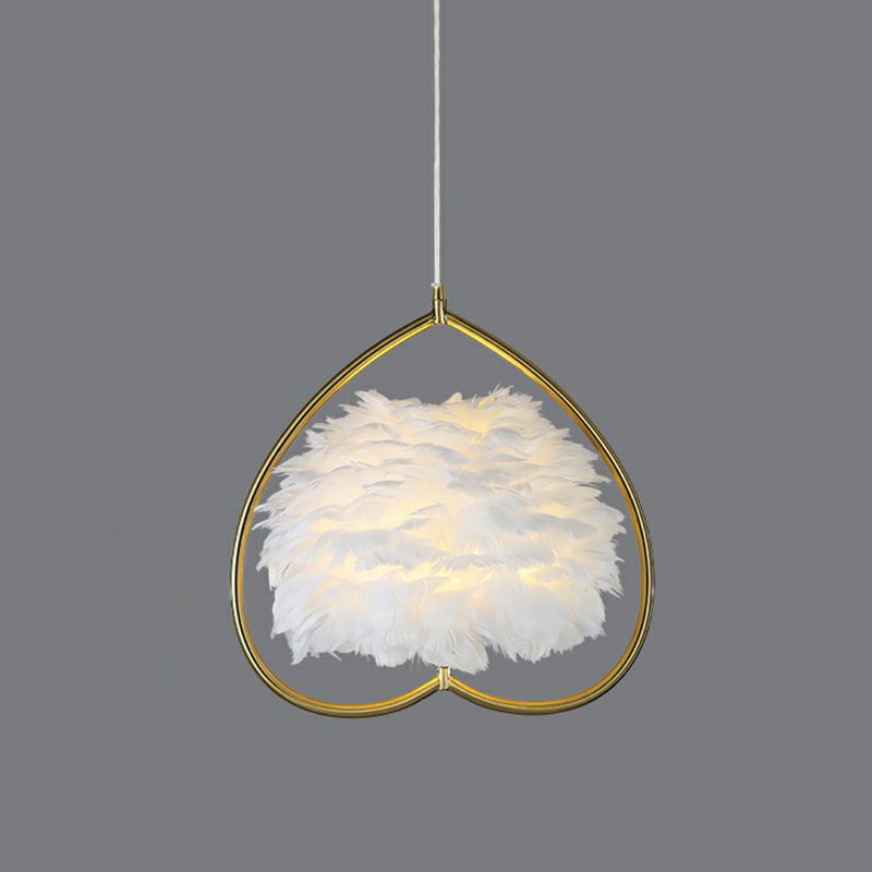 Metallic Heart Suspension Lighting Hedendaags single gouden hanger plafondlicht met decoratieve veer