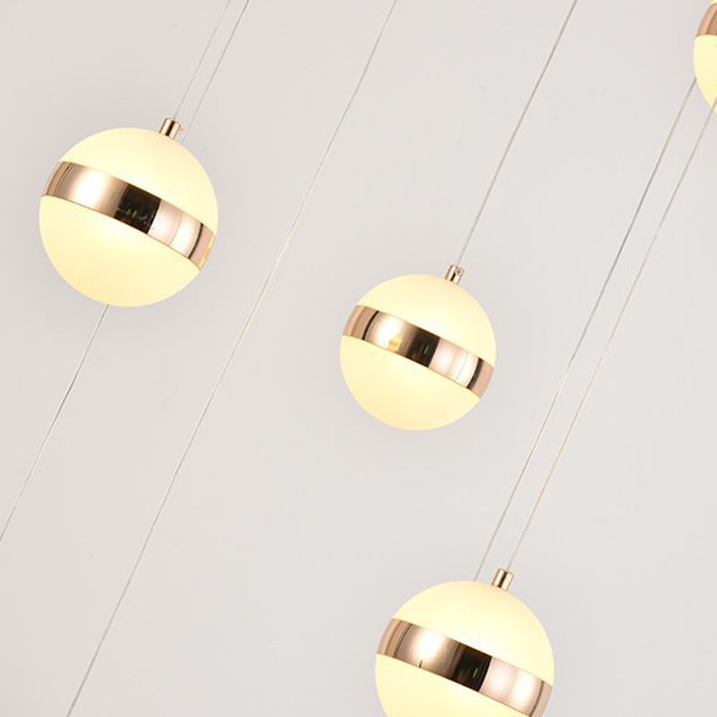 Acrylgold -LED -Anhänger Licht im modernen Stil Aluminium Globe Hanging Lampe für Innenräume