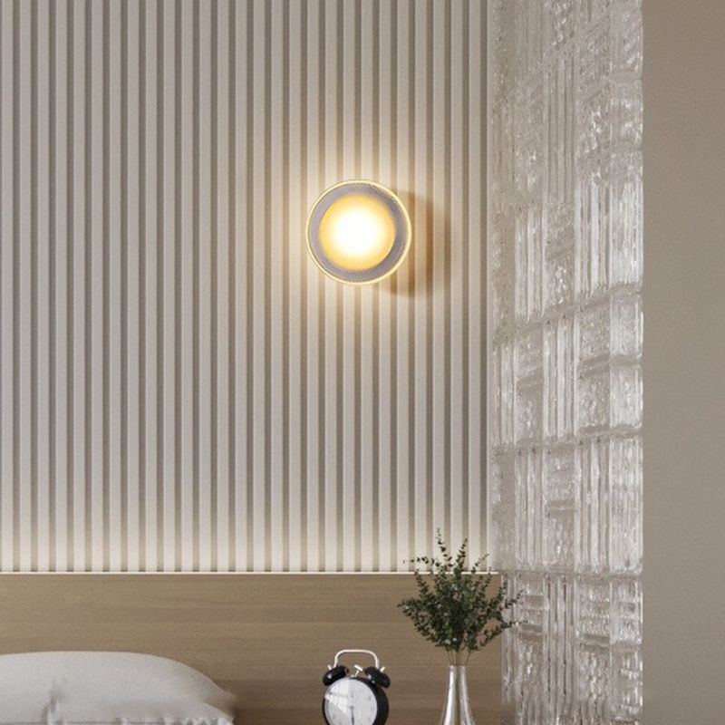 Geometric Wall Lighting Simplicity Acrylic 1 Light Wall Sconces in Clear