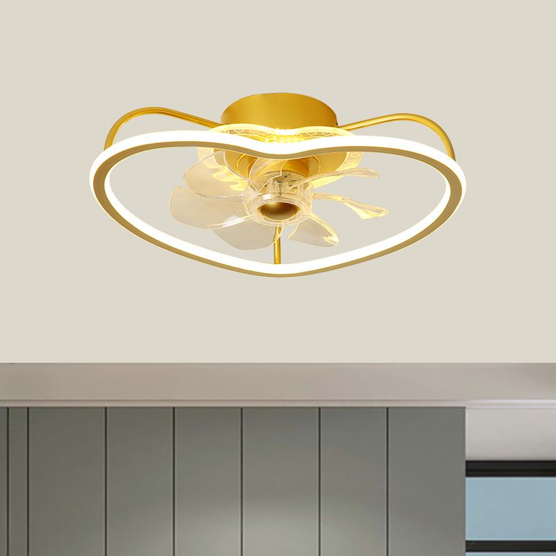 7 lames moderniste LED Plafond ventilateur de ventilateur avec conception de plafond en forme de coeur en or / noir métallique.