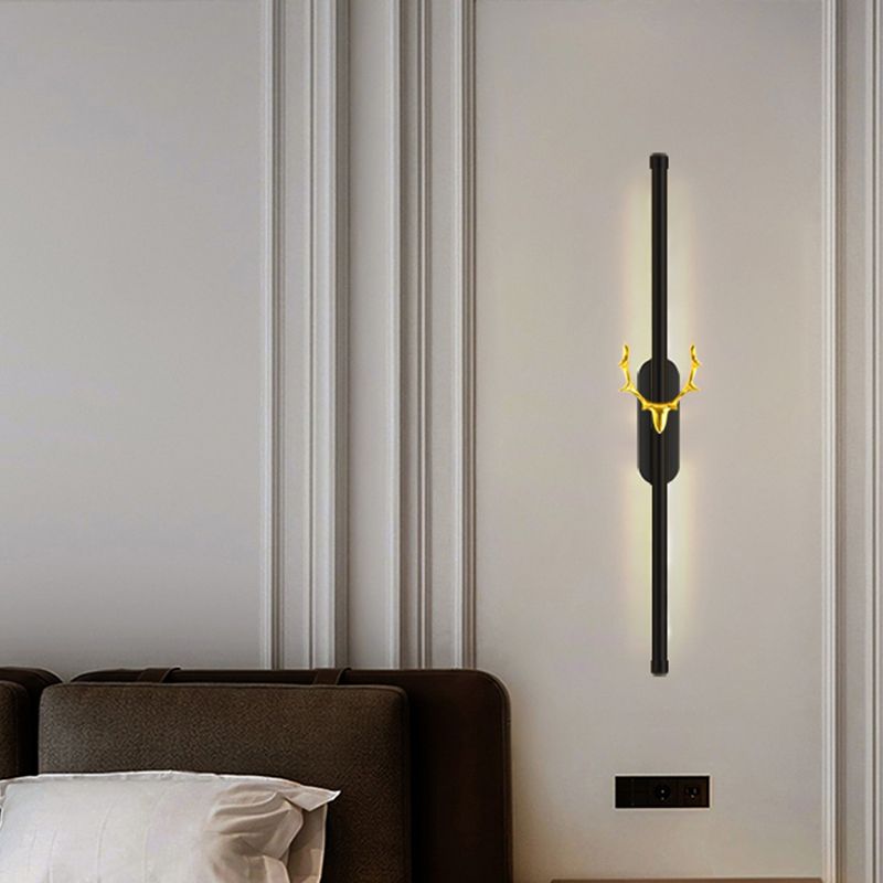 Minimalist Aluminum Wall Light Black Straight LED Wall Sconce for Living Room
