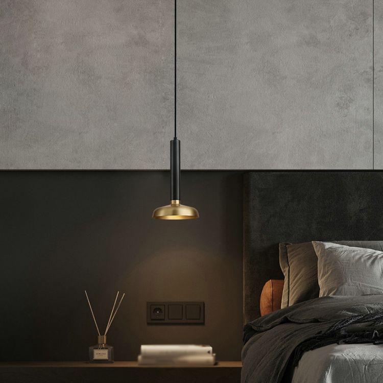 Moderne luxuriöse Single -Anhänger Leichte Kupferstange Hängelampe in Schwarz und Gold