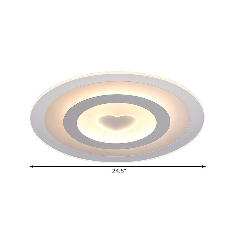 Moderne Ronde Acryl Flush Mount Light LED 8 "/16.5" /20.5 " Breed Spoelen Lamp met hart patroon in Warm/Wit Licht