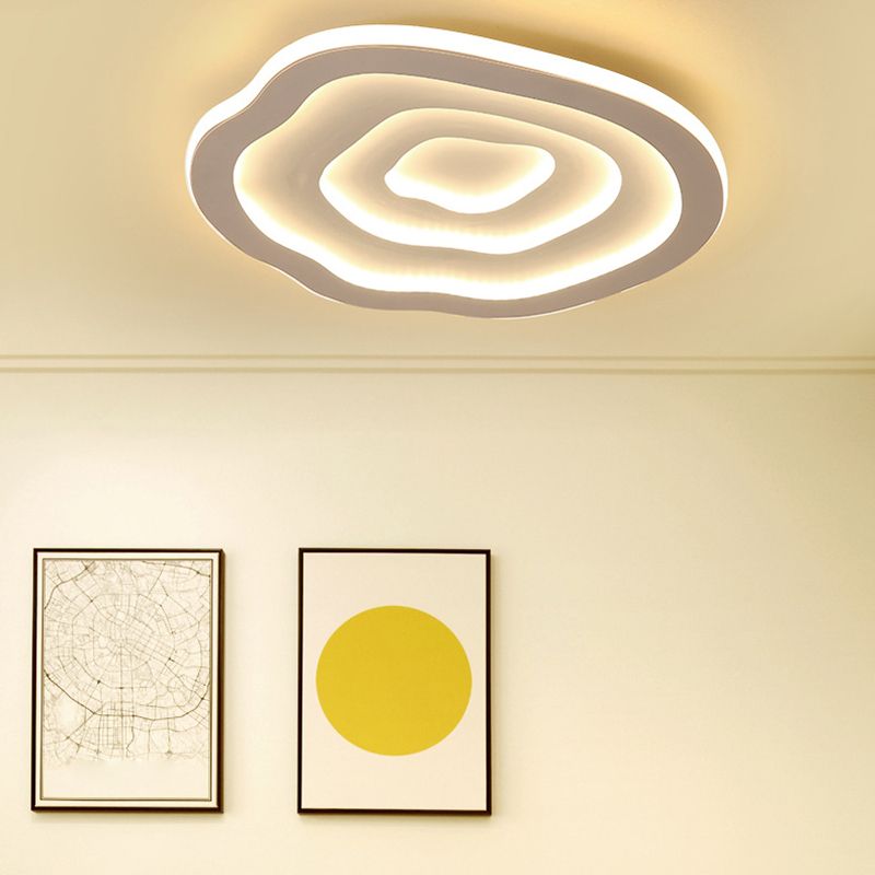 Geometric LED Flush Mount Modern Creative Style Metal Flush Ceiling Light for Living Room