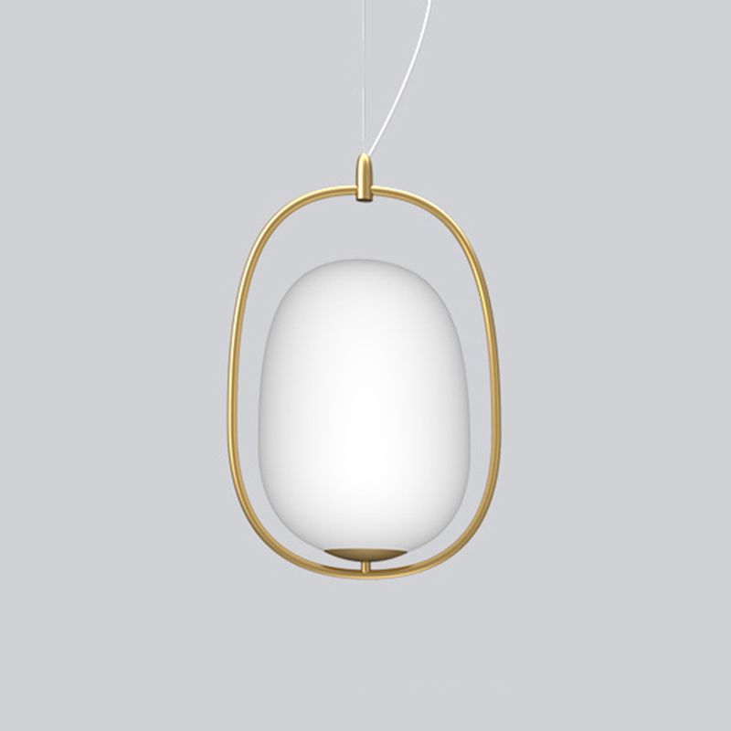 Postmodern enkel plafond hang licht gouden coconvormige hanglamp met frame en witte glazen schaduw, warm/wit/3 kleurlicht