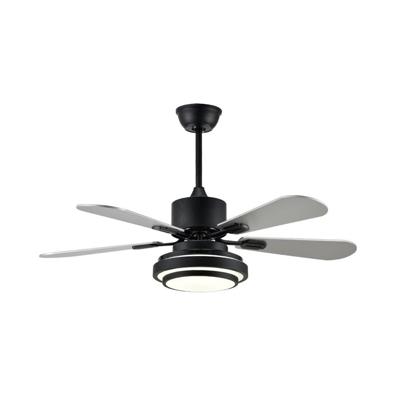 48 "W Black LED Plafond lampe à fans moderniste moderniste Métal rond Semi Flush Mounted lampe pour le salon avec 4 lames en argent, conversion de fréquence