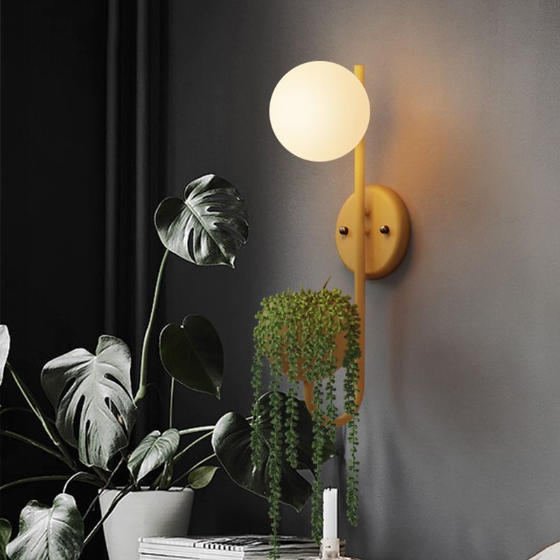 Nordic Style Iron Wall Lamp Ball Shape Wall Light for Bedroom (Included Plant)