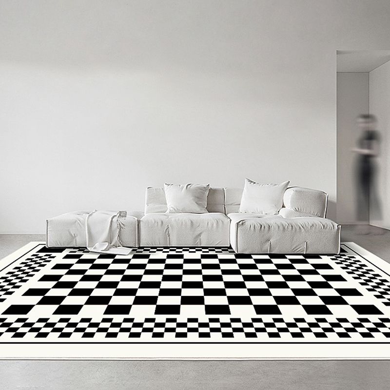Black Plaid Print Carpet Modern Polyester Area Rug Stain Resistant Rug for Home Decor