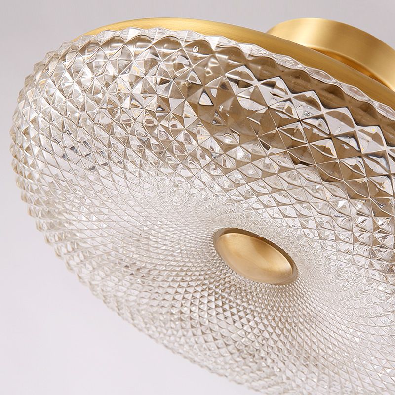 Lámpara de semi descarga de acabado dorado con estilo de techo de cristal prismático LED moderno