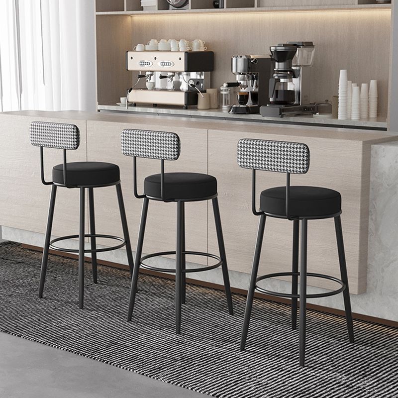 Contemporary Metal Stool Faux Leather Counter Stool in Matte Finish for Indoor