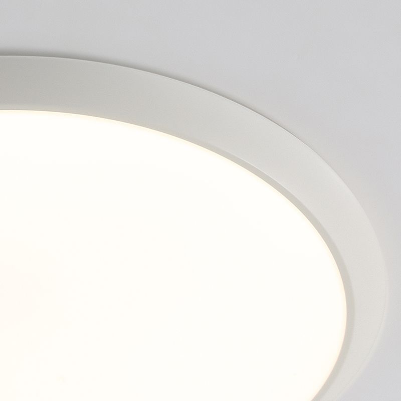 Lámpara de techo empotrada de forma redonda de metal, iluminación empotrada de 1 luz de estilo moderno en blanco