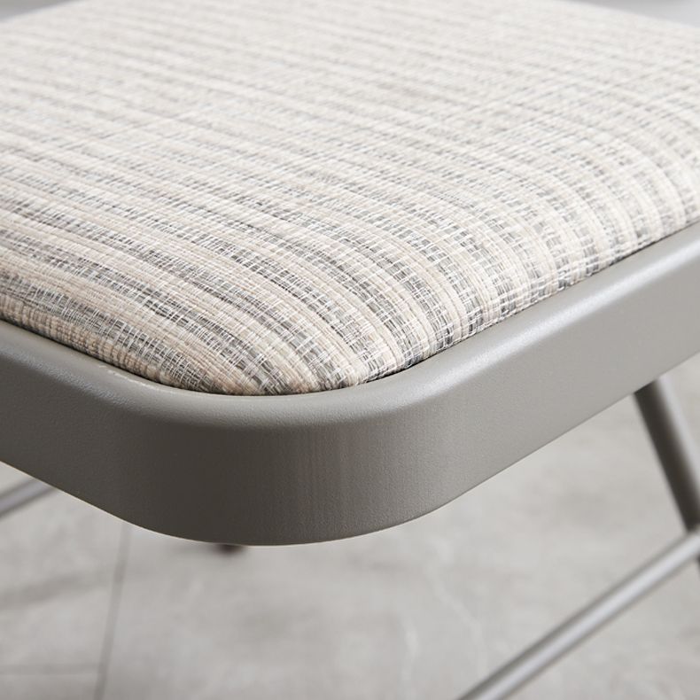 Silla de comedor de metal contemporáneo, silla lateral plegable sin brazos para el hogar, con respaldo abierto