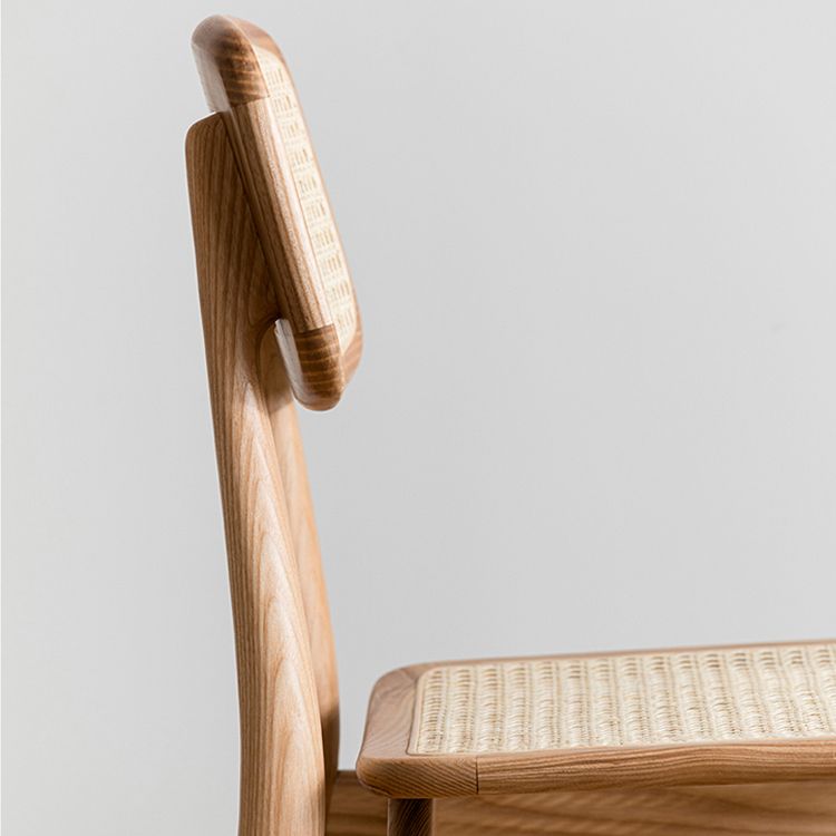 Silla de comedor de estilo escandinavo de ratán de madera, silla lateral de comedor con respaldo abierto