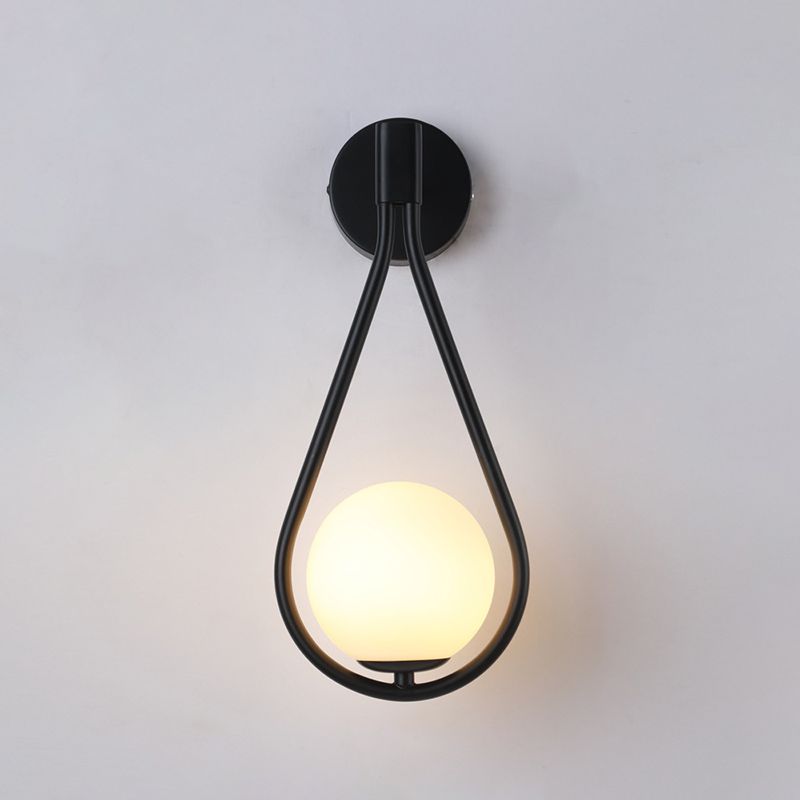 Lampe murale du globe moderne Verre blanche 1 lumière lumineuse légère pour la chambre corride