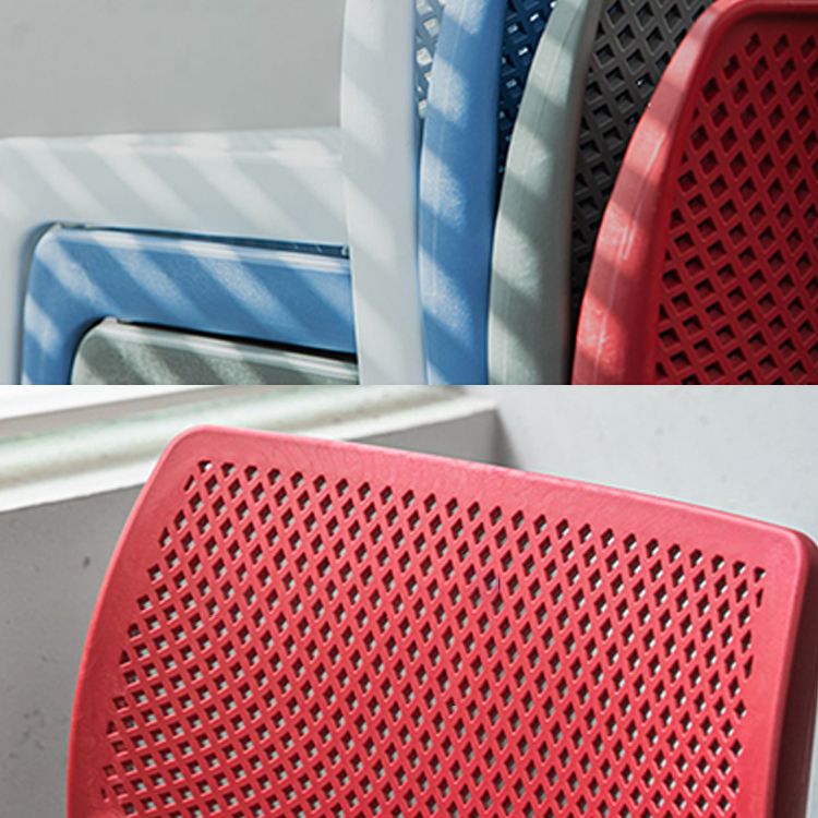 Scandinavian Style Plastic Armless Barstools Stackable Stools for Home