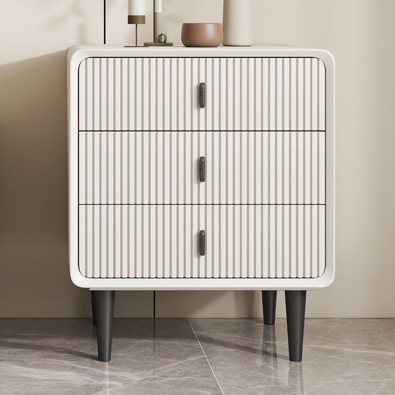 Contemporary Vertical Solid Wood Storage Chest Bedroom Chest with Drawers