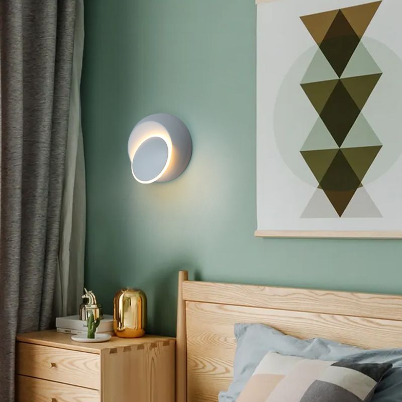 Nordic Style Aluminum Wall Light Round Rotatable LED Wall Sconce for Bedroom