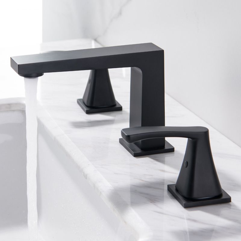 Modern 2-Handle Bathroom Sink Faucet 3 Hole Widespread Bathroom Faucet with Steel