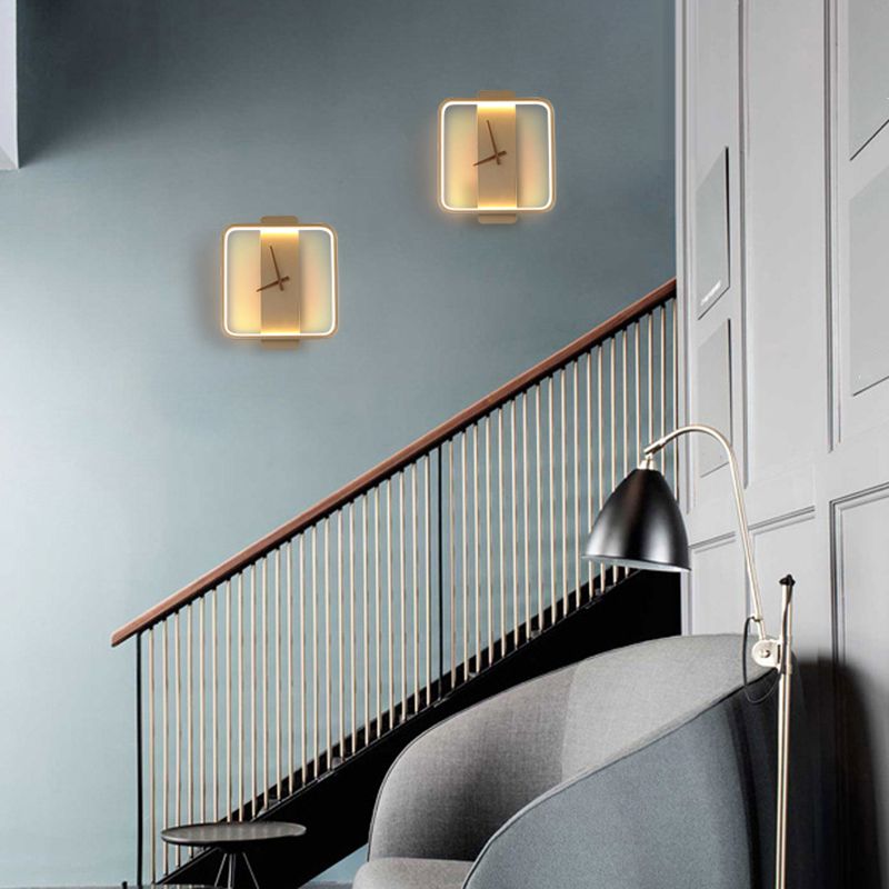 Single Contemporary Brass/Black Wall Mounted Sconce Metal Wall Light for Bedroom