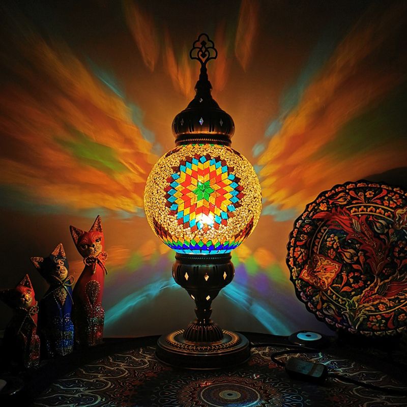 Handcrafted Art Glass Ball Desk Lamp Vintage 1 Head Living Room Nightstand Light in White/Beige/Yellow