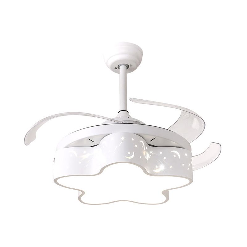 Étoile Shape Bedroom Pendant ventilateur Éclairage métal nordique kids 4 lames claires LED semi Flushmount en blanc / rose / bleu, 66 "de large