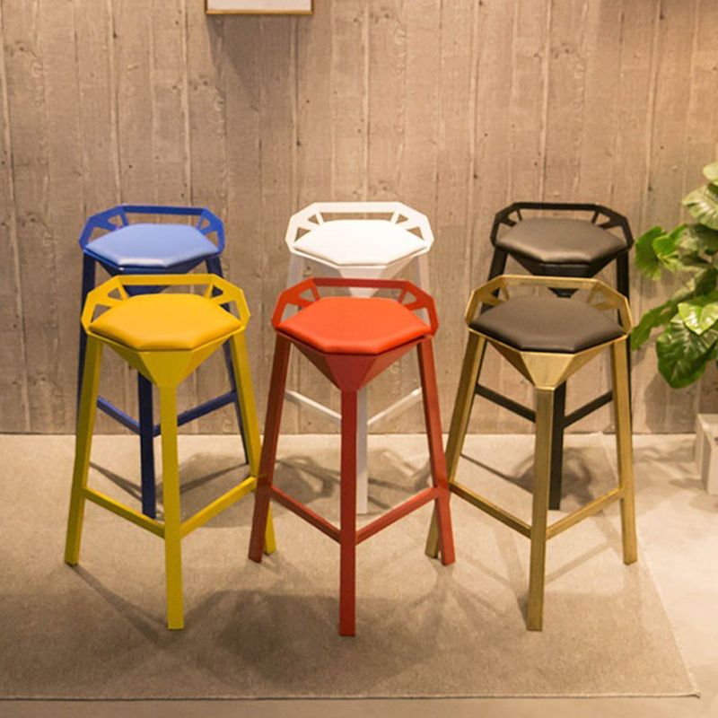 Modern Armless Backrest Counter Stool Iron Bar Stool with Cushion and Pedal for Bar