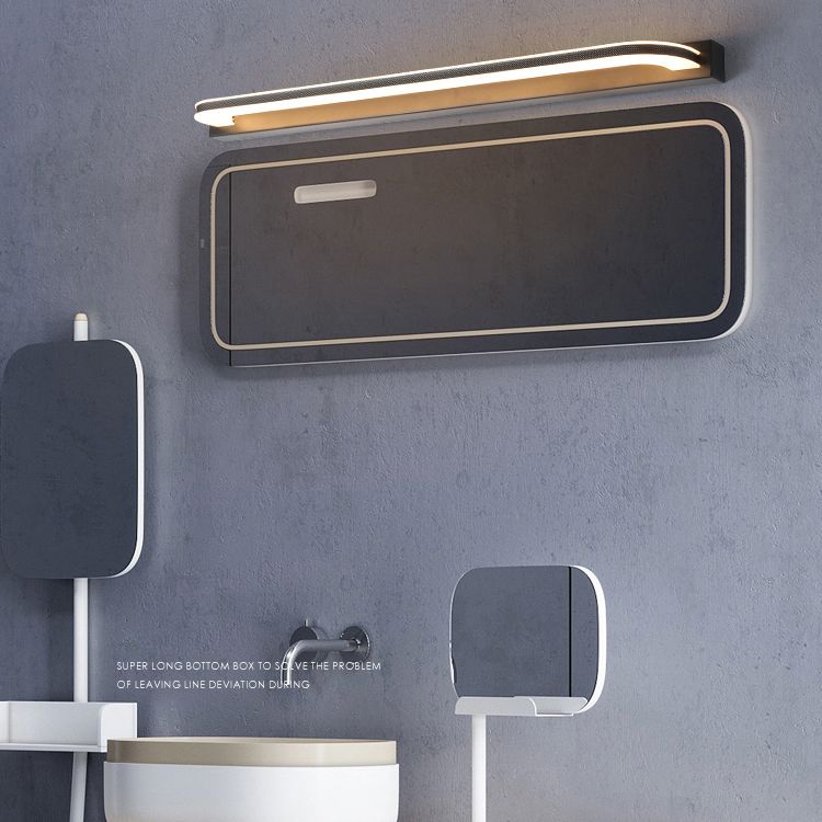 1-Light Linear Shade Wall Sconce Modern Simple Style Mirror Wall Lighting in Black