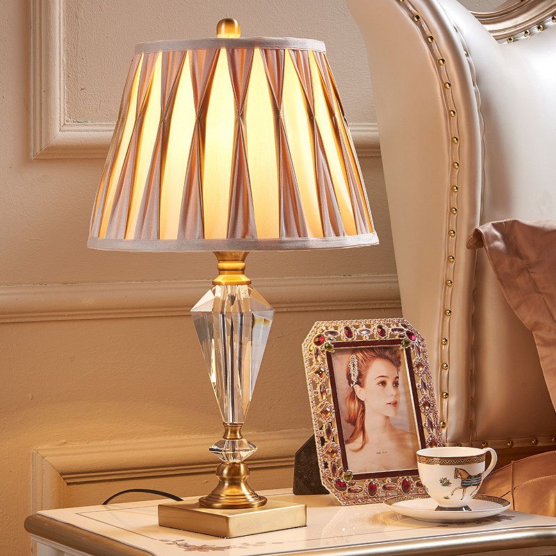Modernism Tapered/Basket Task Light Hand-Cut Crystal 1 Bulb Nightstand Lamp in Light Brown