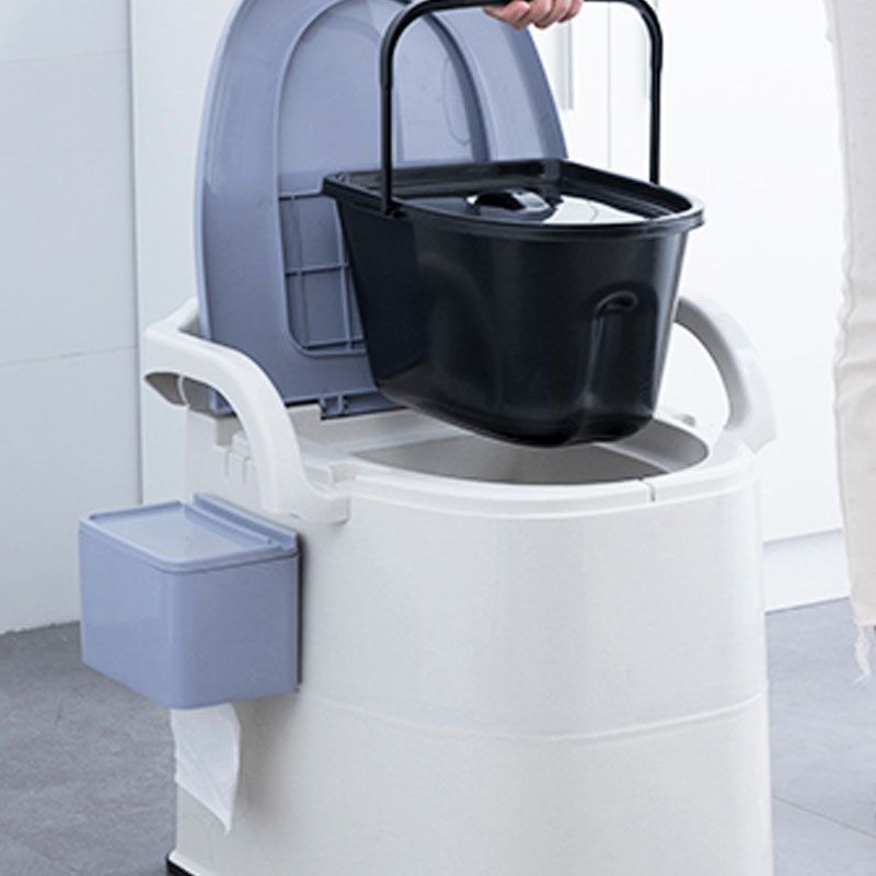 Modern Plastic Toilet Floor Mounted Toilet Bowl with Toilet Seat for Bathroom