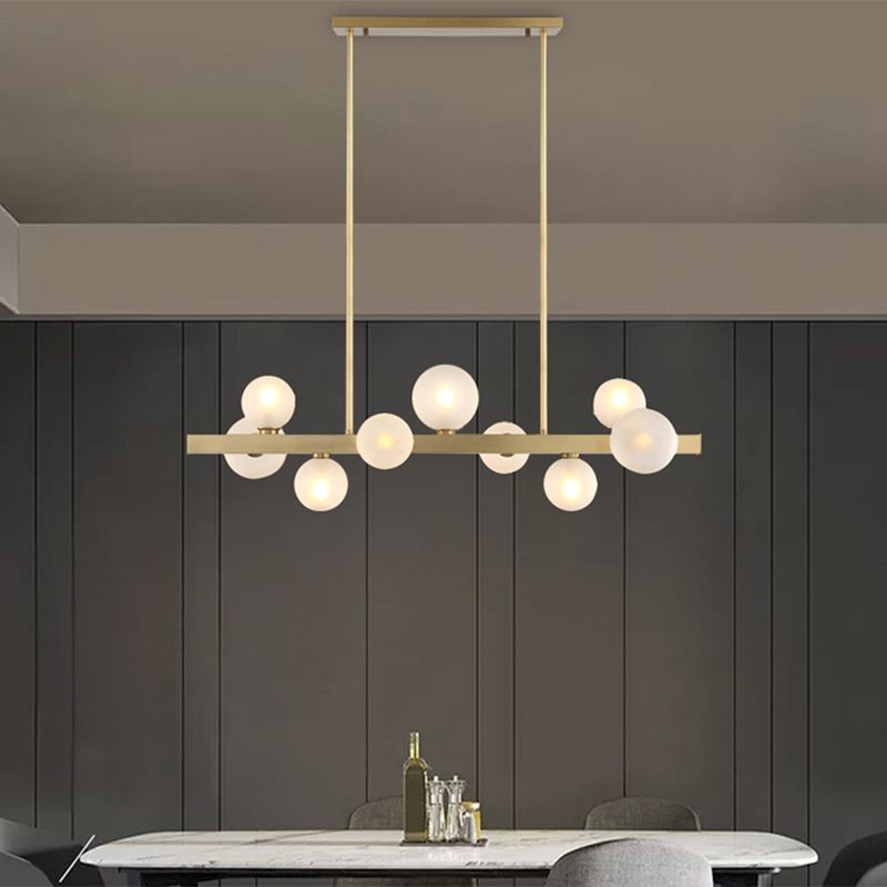 Lámpara colgante de globo de simplicidad Lámpara de comedor de vidrio esmerilado Iluminación de la isla en oro