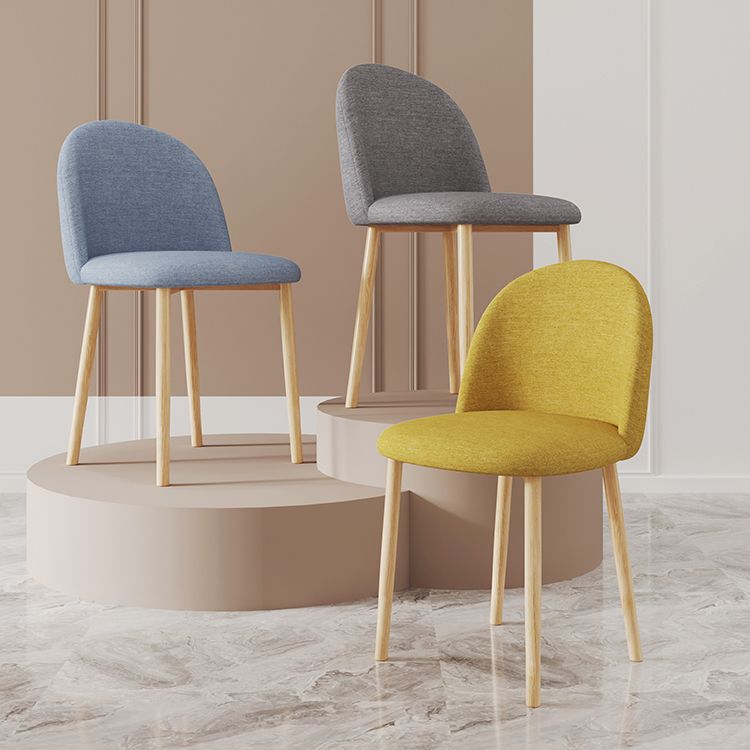 Chaise d'appoint contemporaine pour la maison, chaise de salle à manger en métal à dossier Parsons pour un usage domestique