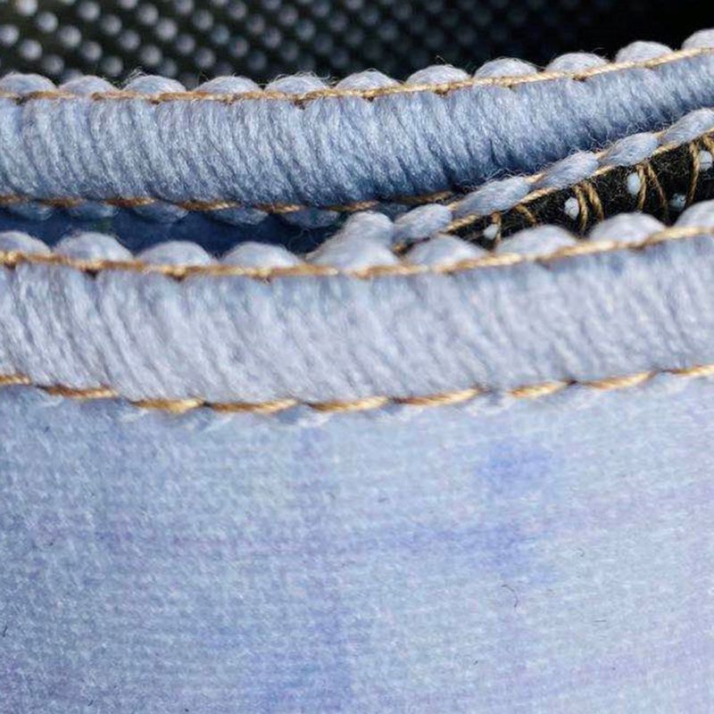 Black Modern Rug Polyester Graphic Rug Stain Resistant Rug for Living Room