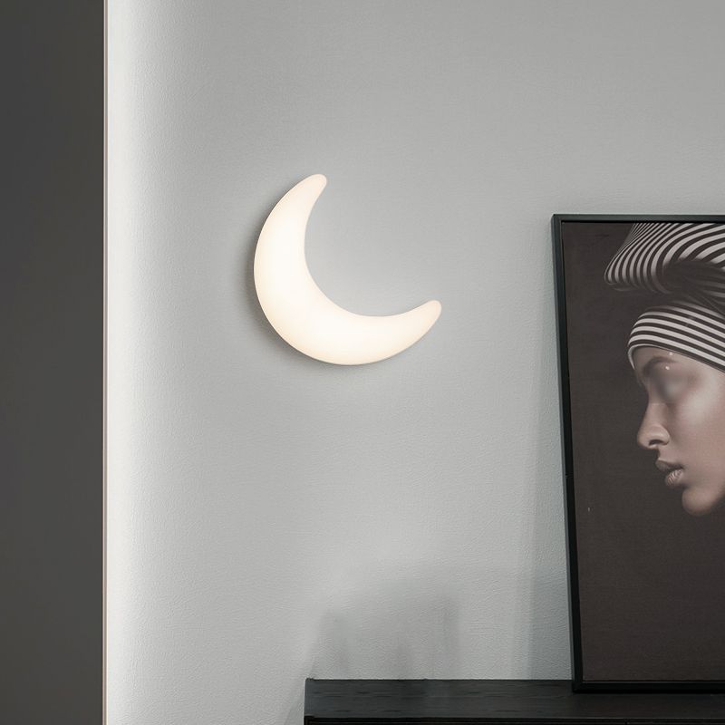 Moon Shape Wall Lamp 1-Light LED Wall Mount Lamp with Plastic Shade for Bedroom