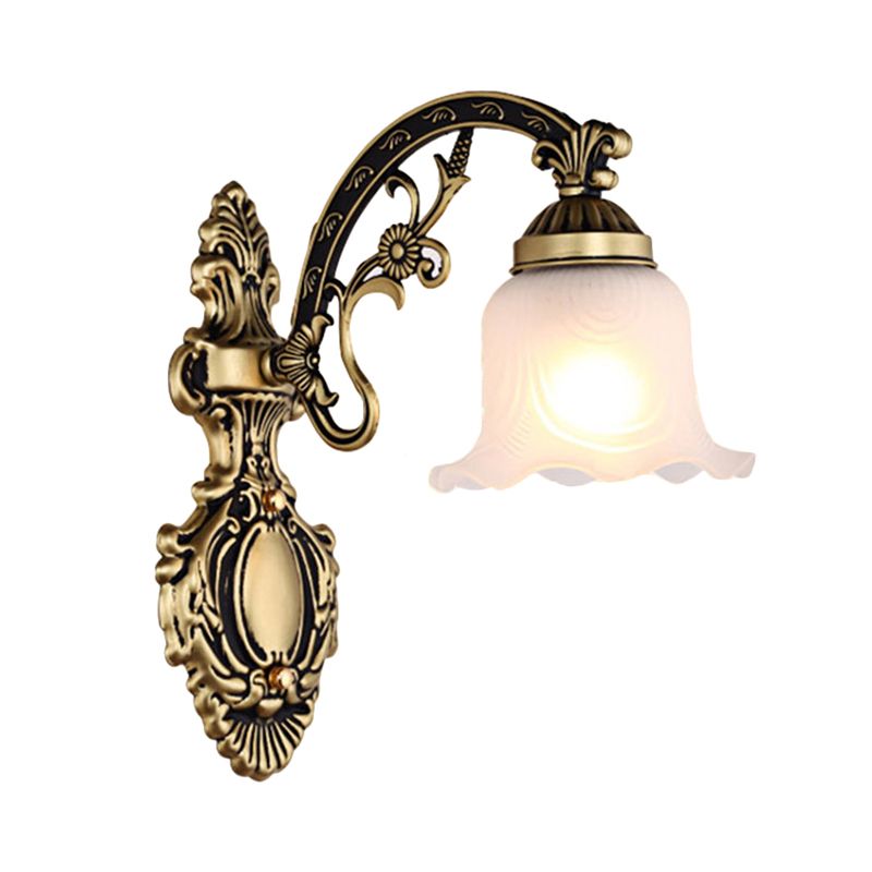 Messing/goldener überbackener Wandleuchte Retro weißer Glasschatten 1/2-Licht Wohnzimmer Wandlampe