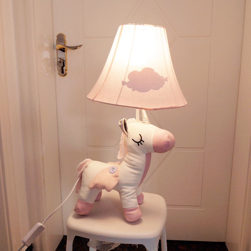Cartoon Unicorn Cotton Night Light 1-Lichttischlampe mit ausgestattetem Stoff Schatten in Pink