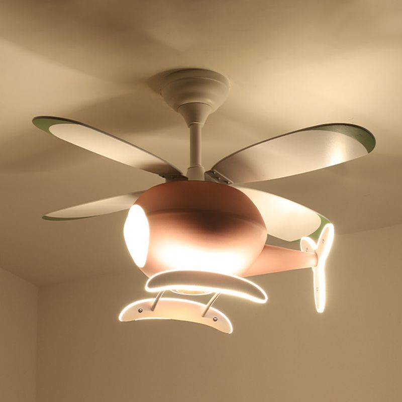 Nordic Ceiling Fan Light Fixture Creative LED Ceiling Lamp for Children's Bedroom