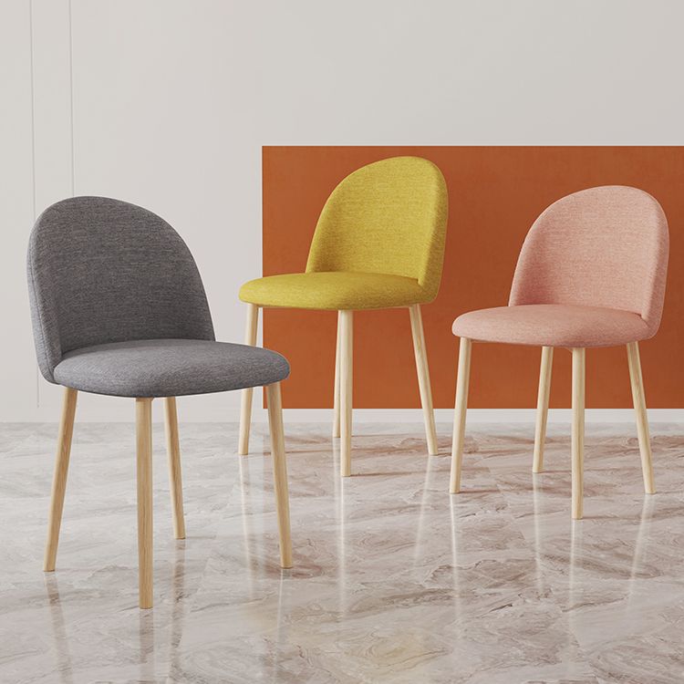 Chaise d'appoint contemporaine pour la maison, chaise de salle à manger en métal à dossier Parsons pour un usage domestique
