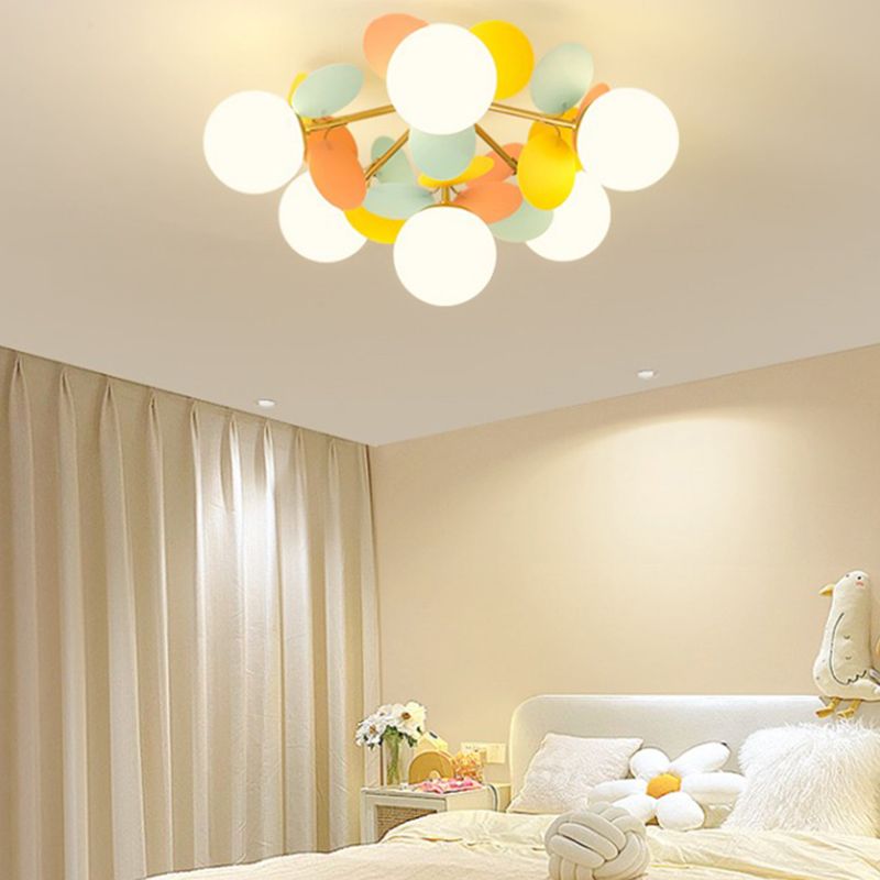 Modern Simple Ball Shape Ceiling Light with Glass Shade for Living Room