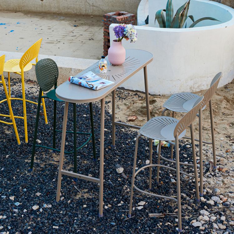 Industrial Outdoor Oval Bar Dining Table Metal Bar Table with Trestle Base