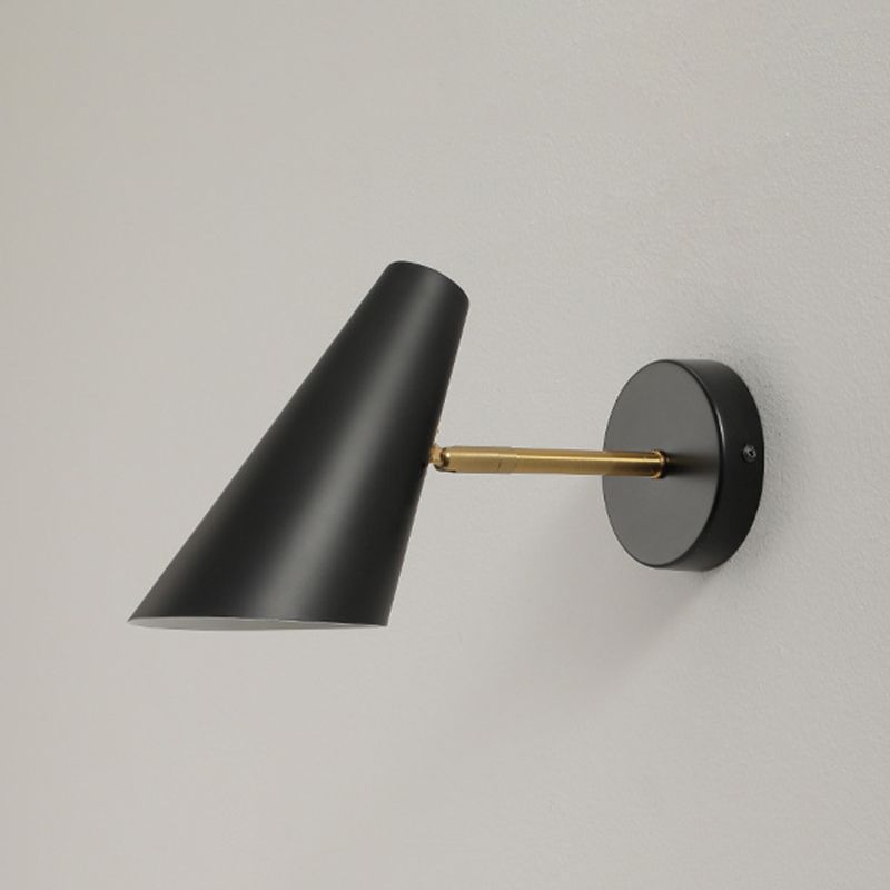 Single Black Modernism Wall Mounted Sconce Iron Wall Light Bedroom