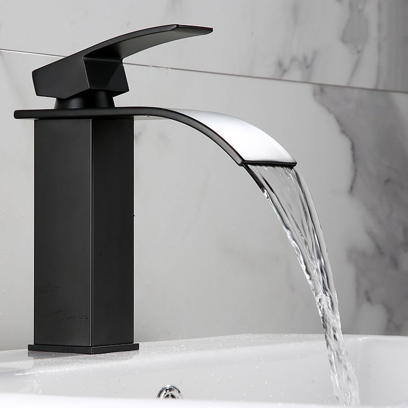 American Style 1 Handle Waterfall Basin Faucet, Bathroom Water Sink Faucet with Drain