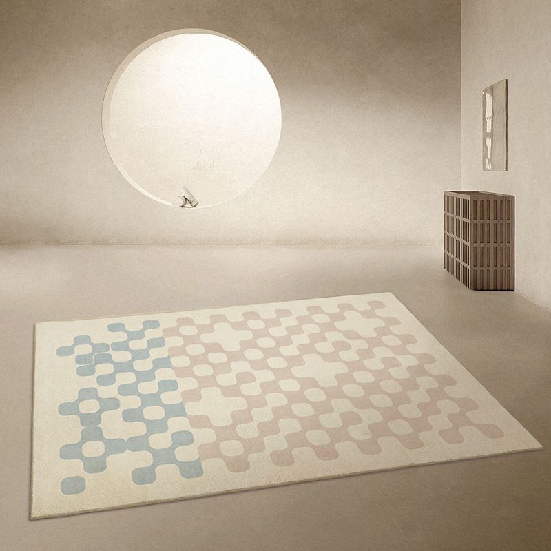Black Contemporary Rug Polyester Grid Pattern Rug Non-Slip Backing Rug for Home Decor