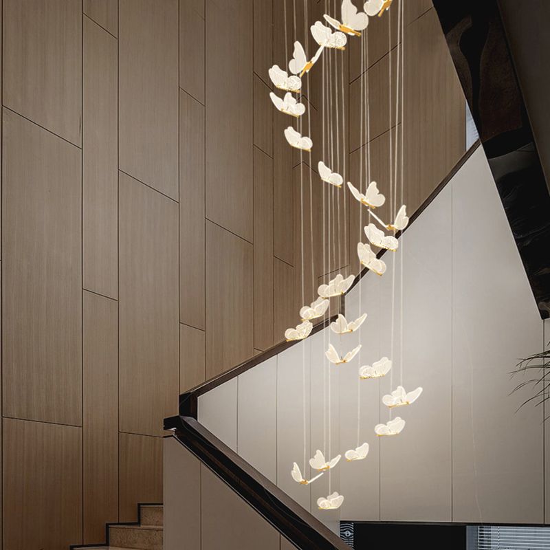 Acrylgold -LED -Hängelampe im modernen künstlerischen Stil Eisen Schmetterling Anhänger Licht für Treppen