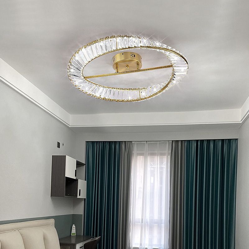 Contemporary Circular Flush Light Crystal 1 Light Flush Mount Ceiling Fixture in Gold