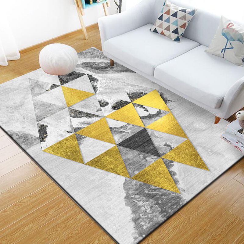 Skandinavischer geometrischer Teppich, mehrfarbiger Polyster-Innenteppich, rutschfeste Rückseite, haustierfreundlicher Teppich zur Dekoration