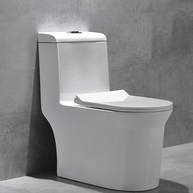 Traditional Style One Piece Flush Toilet Floor Mounted Urine Toilet for Bathroom